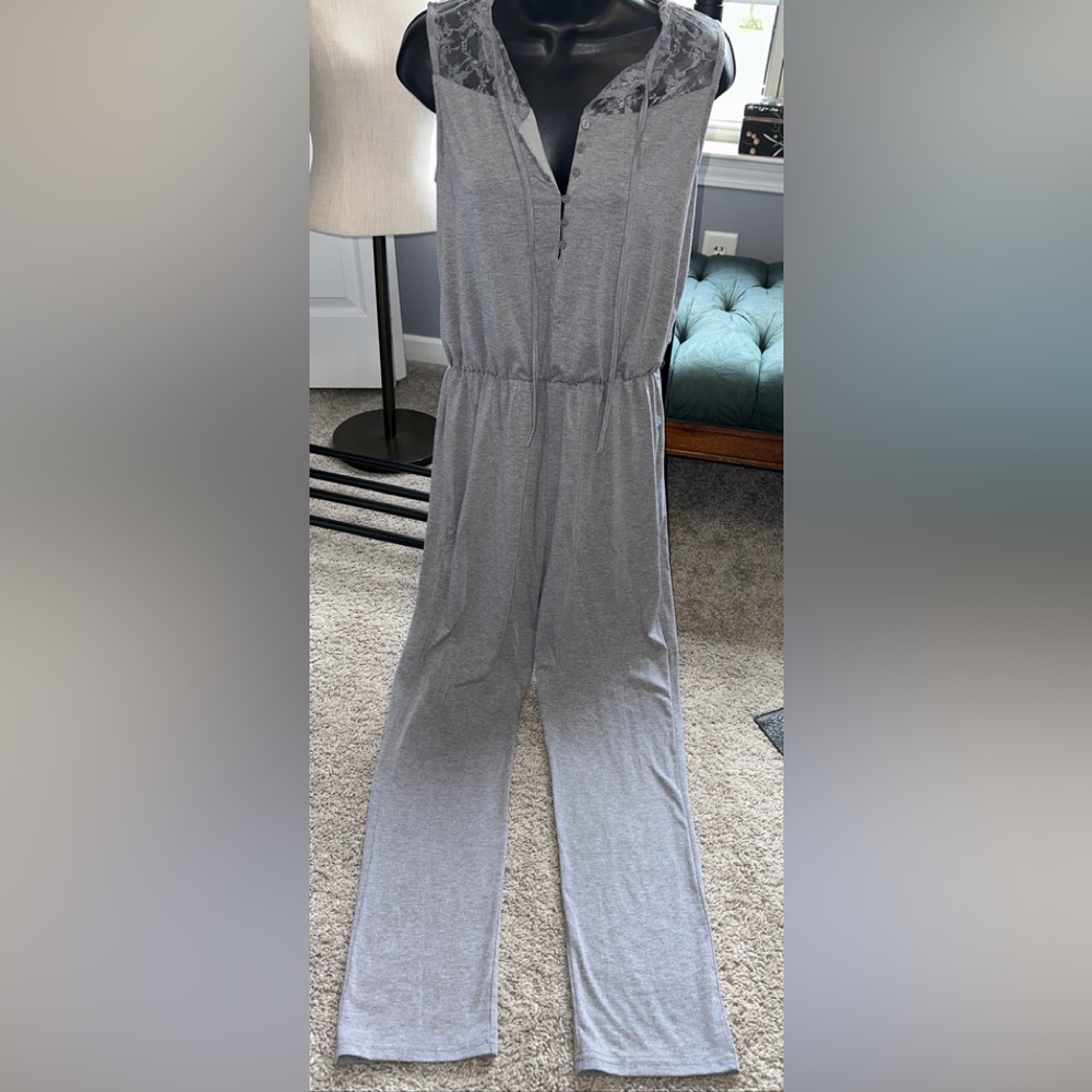 L Love Grey Laced Soft Cute Jumpsuit Sleeveless Romper One Piece Small
